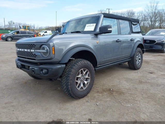 2023 Ford Bronco Badlands მანქანა იყიდება აუქციონზე, vin: 1FMEE5DP0PLB47452, აუქციონის ნომერი: 44951259
