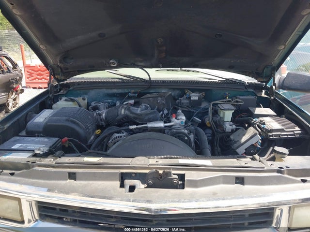 Продаж на аукціоні авто 1997 Chevrolet Suburban 2500, vin: 3GNGK26R1VG148727, номер лоту: 44951262