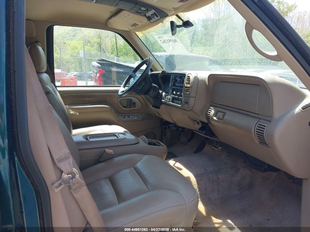 Продаж на аукціоні авто 1997 Chevrolet Suburban 2500, vin: 3GNGK26R1VG148727, номер лоту: 44951262