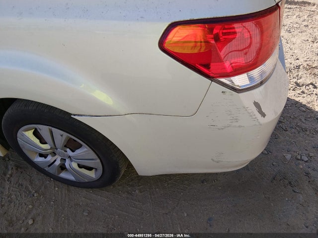 2013 Subaru Legacy 2.5i მანქანა იყიდება აუქციონზე, vin: 4S3BMCA65D3009220, აუქციონის ნომერი: 44951295