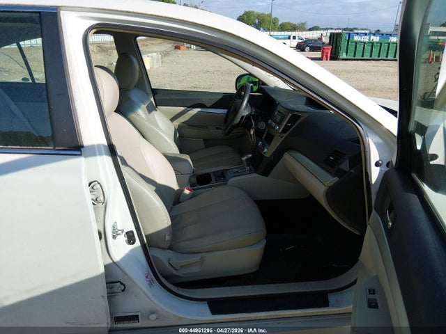 2013 Subaru Legacy 2.5i მანქანა იყიდება აუქციონზე, vin: 4S3BMCA65D3009220, აუქციონის ნომერი: 44951295