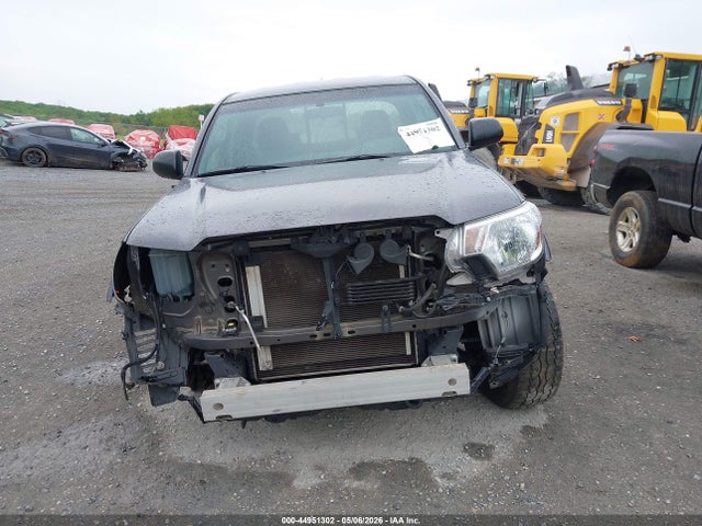 Продажа на аукционе авто 2015 Toyota Tacoma Base V6, vin: 5TFUU4EN0FX130197, номер лота: 44951302