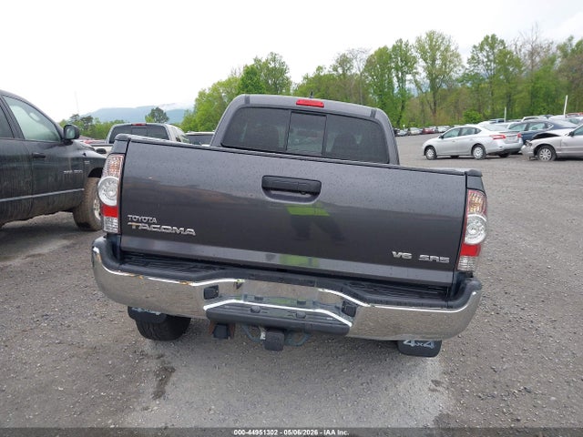 Продажа на аукционе авто 2015 Toyota Tacoma Base V6, vin: 5TFUU4EN0FX130197, номер лота: 44951302