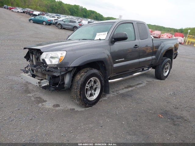 Продажа на аукционе авто 2015 Toyota Tacoma Base V6, vin: 5TFUU4EN0FX130197, номер лота: 44951302