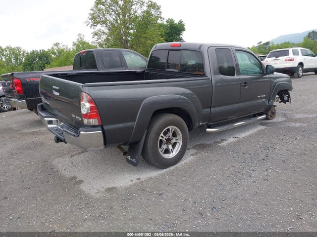 Продажа на аукционе авто 2015 Toyota Tacoma Base V6, vin: 5TFUU4EN0FX130197, номер лота: 44951302