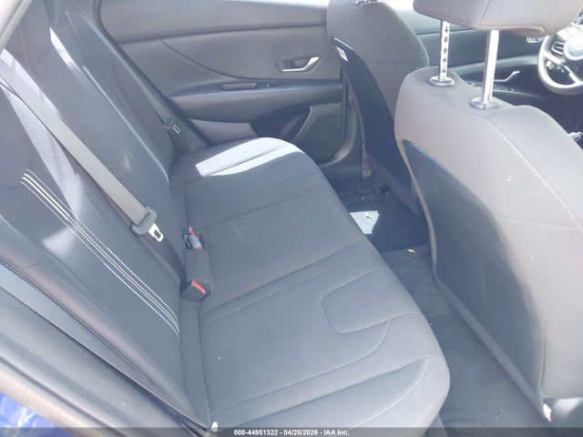 Продажа на аукционе авто 2022 Hyundai Elantra Sel, vin: KMHLM4AG4NU271739, номер лота: 44951322