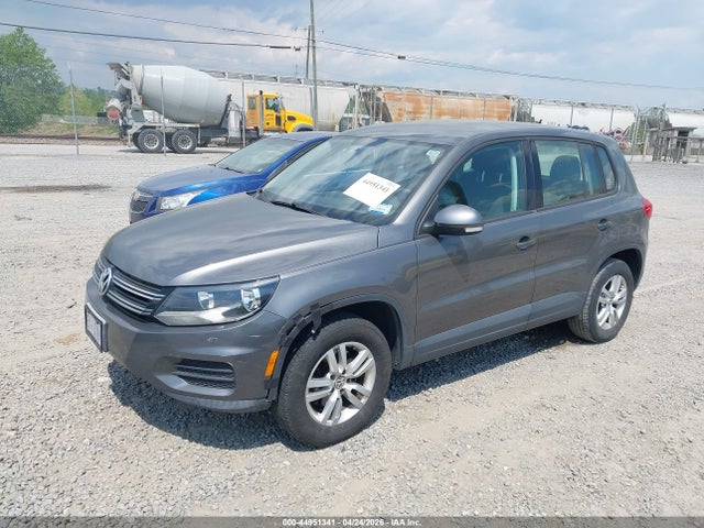 44951341 :رقم المزاد ، WVGAV7AX5CW001779 vin ، 2012 Volkswagen Tiguan S مزاد بيع