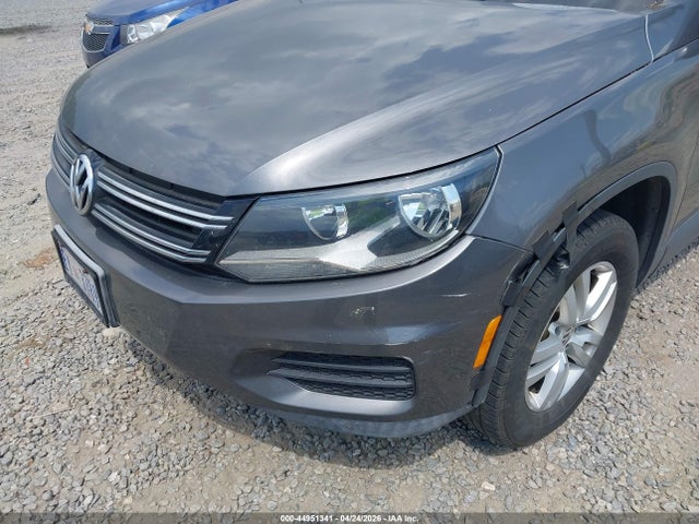 44951341 :رقم المزاد ، WVGAV7AX5CW001779 vin ، 2012 Volkswagen Tiguan S مزاد بيع