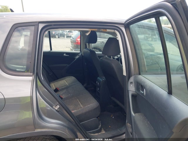 44951341 :رقم المزاد ، WVGAV7AX5CW001779 vin ، 2012 Volkswagen Tiguan S مزاد بيع