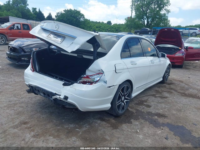 44951345 :رقم المزاد ، WDDGF4HB1DA777187 vin ، 2013 Mercedes-benz C 250 Sport مزاد بيع