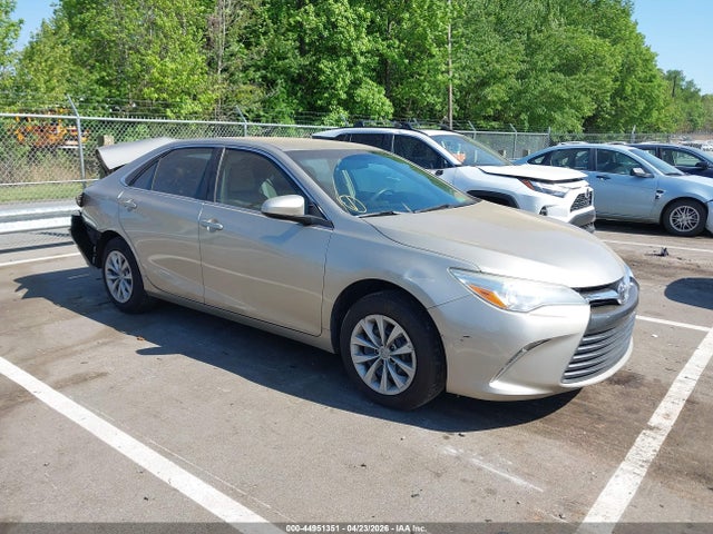 Продажа на аукционе авто 2017 Toyota Camry Le, vin: 4T1BF1FK5HU325233, номер лота: 44951351
