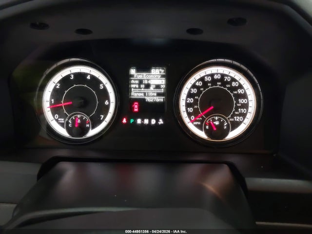 3C6JR6DG3JG323581 RAM 1500 Tradesman 4x2 8&#039; Box