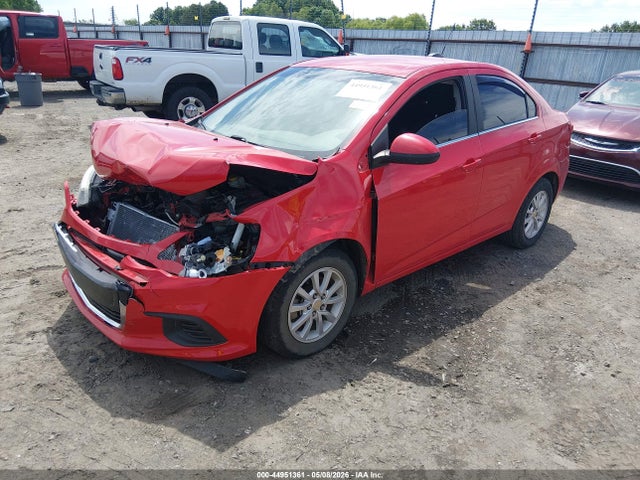 44951361 :رقم المزاد ، 1G1JD5SH3J4122489 vin ، 2018 Chevrolet Sonic Lt Auto مزاد بيع