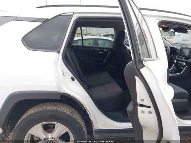 44951366 :رقم المزاد ، 2T3W1RFV9MW128883 vin ، 2021 Toyota Rav4 Xle مزاد بيع