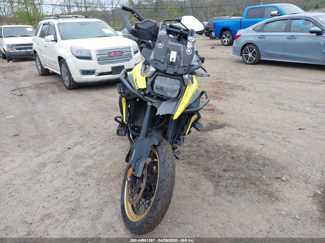 2020 Suzuki Dl1050 Rc მანქანა იყიდება აუქციონზე, vin: JS1EF12E8L7100226, აუქციონის ნომერი: 44951367