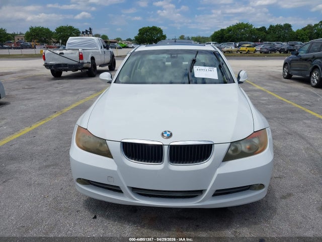 Продажа на аукционе авто 2008 Bmw 328i, vin: WBAVA37518NL52151, номер лота: 44951387