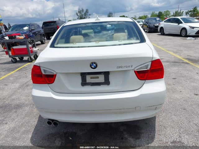 Продажа на аукционе авто 2008 Bmw 328i, vin: WBAVA37518NL52151, номер лота: 44951387