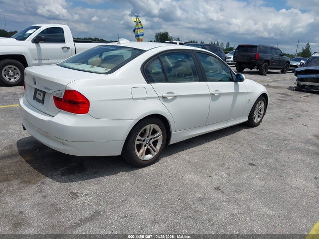 Продажа на аукционе авто 2008 Bmw 328i, vin: WBAVA37518NL52151, номер лота: 44951387