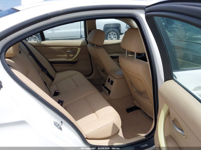 Продажа на аукционе авто 2008 Bmw 328i, vin: WBAVA37518NL52151, номер лота: 44951387