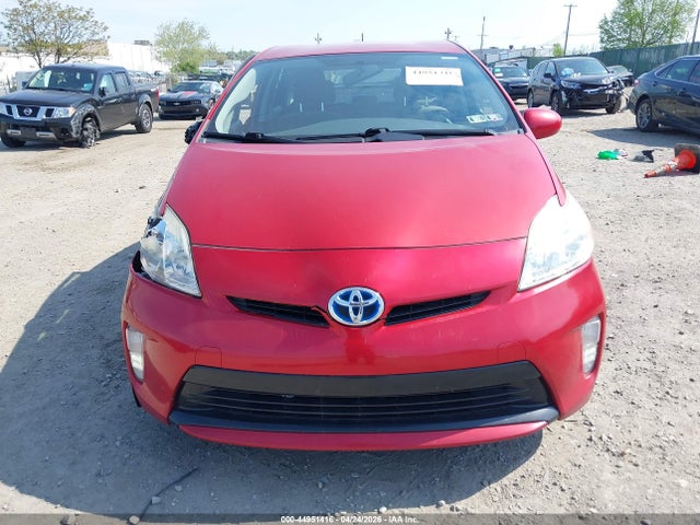Toyota Prius Three 2015 JTDKN3DU3F1915940 Image 11