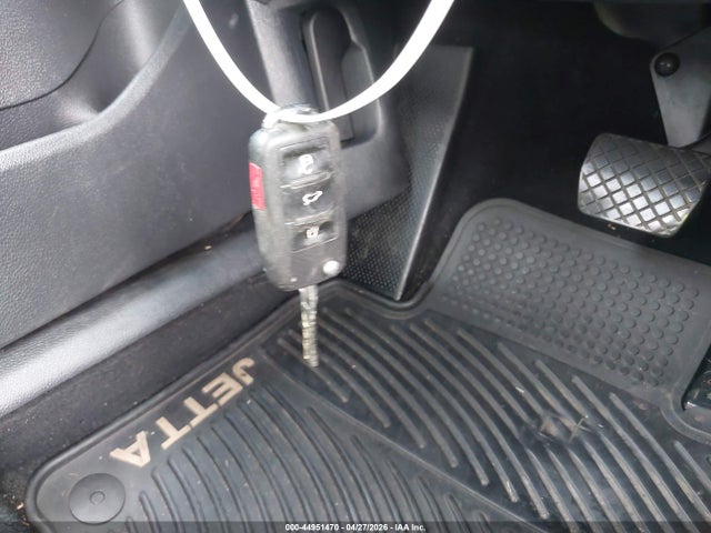 Aukcja sprzedaży 2010 Volkswagen Jetta Limited Edition, vin: 3VWAZ7AJ9AM131840, numer aukcji: 44951470