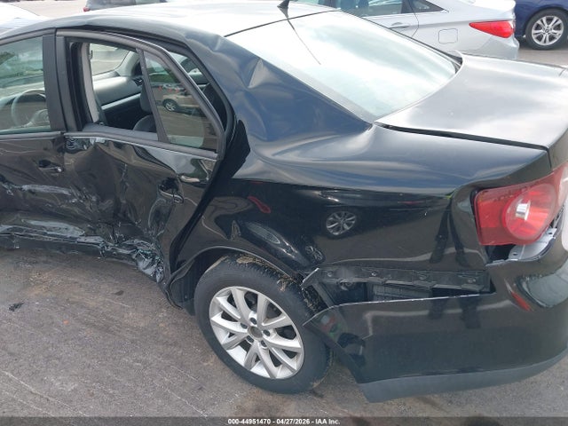 Aukcja sprzedaży 2010 Volkswagen Jetta Limited Edition, vin: 3VWAZ7AJ9AM131840, numer aukcji: 44951470