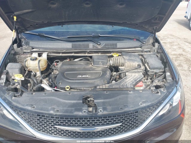 Aukcja sprzedaży 2018 Chrysler Pacifica Touring, vin: 2C4RC1DGXJR173916, numer aukcji: 44951482