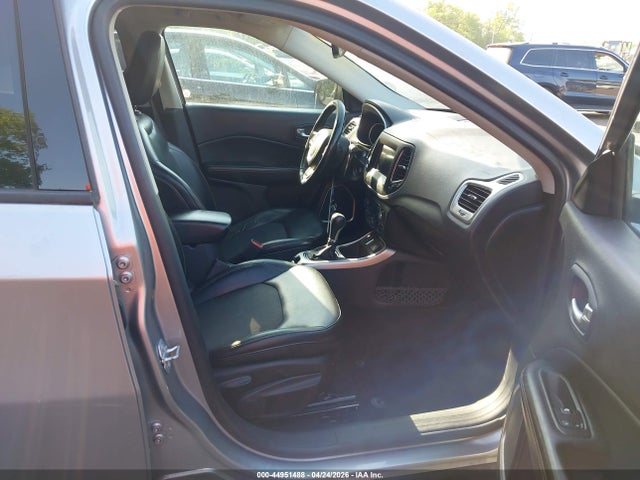Продаж на аукціоні авто 2018 Jeep Compass Latitude Fwd, vin: 3C4NJCBB6JT186652, номер лоту: 44951488