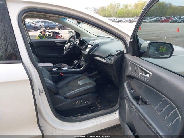 Продажа на аукционе авто 2017 Ford Edge Sport, vin: 2FMPK4AP2HBB99263, номер лота: 44951536