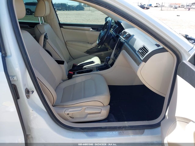Aukcja sprzedaży 2018 Volkswagen Passat 2.0t Se, vin: 1VWBA7A36JC017101, numer aukcji: 44951546