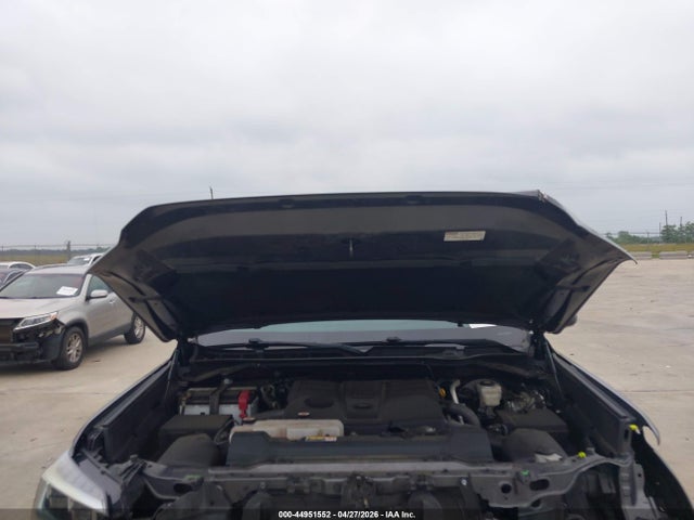 5TFNA5DB1NX014998 Toyota Tundra Platinum