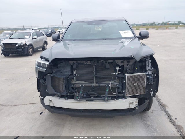 5TFNA5DB1NX014998 Toyota Tundra Platinum