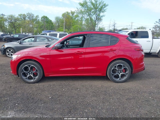 2022 Alfa Romeo Stelvio Veloce Ti Awd მანქანა იყიდება აუქციონზე, vin: ZASPAKBN6N7D42509, აუქციონის ნომერი: 44951597