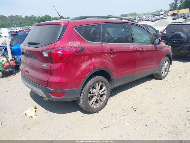 44951600 :رقم المزاد ، 1FMCU0HD7KUA71938 vin ، 2019 Ford Escape Sel مزاد بيع