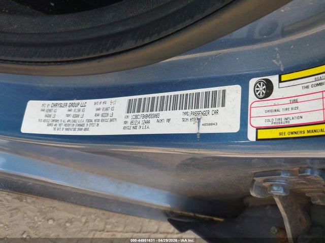2011 Chrysler 200 Touring მანქანა იყიდება აუქციონზე, vin: 1C3BC1FBXBN593083, აუქციონის ნომერი: 44951631