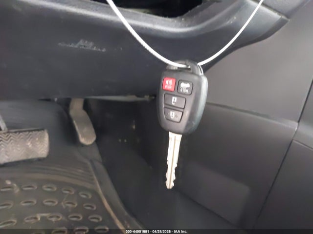 44951651 :رقم المزاد ، 5YFBURHE0EP089339 vin ، 2014 Toyota Corolla Le مزاد بيع