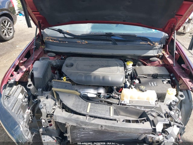 44951663 :رقم المزاد ، 1C4PJMCB2KD469053 vin ، 2019 Jeep Cherokee Latitude 4x4 مزاد بيع