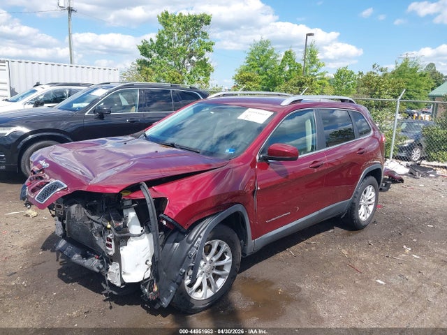 44951663 :رقم المزاد ، 1C4PJMCB2KD469053 vin ، 2019 Jeep Cherokee Latitude 4x4 مزاد بيع