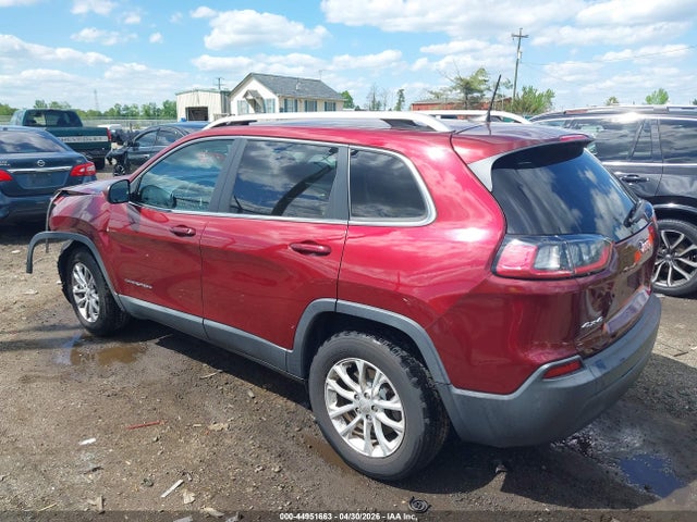 44951663 :رقم المزاد ، 1C4PJMCB2KD469053 vin ، 2019 Jeep Cherokee Latitude 4x4 مزاد بيع