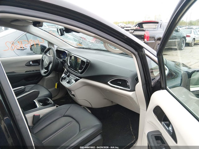 2024 Chrysler Pacifica Touring L მანქანა იყიდება აუქციონზე, vin: 2C4RC1BGXRR171582, აუქციონის ნომერი: 44951682