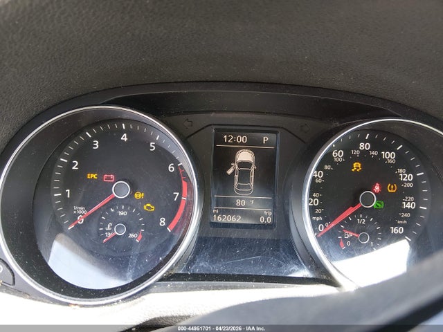 1VWDT7A37HC035457 Volkswagen Passat 1.8t R-line