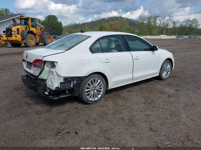Продаж на аукціоні авто 2013 Volkswagen Jetta 2.0l Tdi, vin: 3VWLL7AJ8DM356698, номер лоту: 44951709