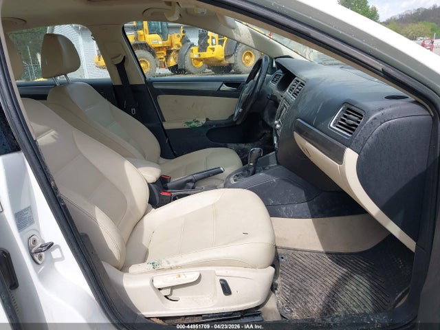 Продаж на аукціоні авто 2013 Volkswagen Jetta 2.0l Tdi, vin: 3VWLL7AJ8DM356698, номер лоту: 44951709