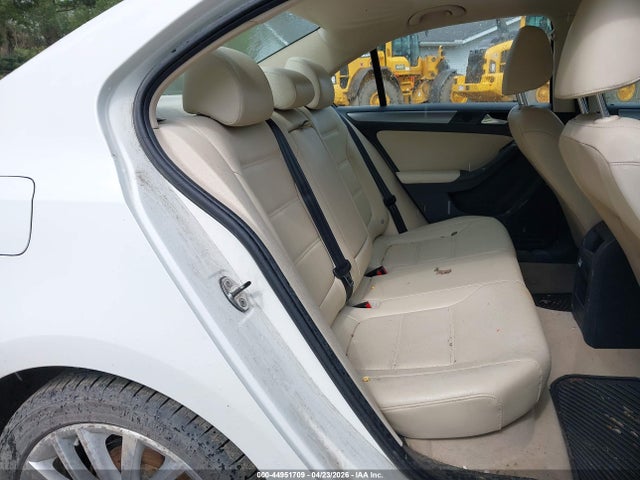 Продаж на аукціоні авто 2013 Volkswagen Jetta 2.0l Tdi, vin: 3VWLL7AJ8DM356698, номер лоту: 44951709