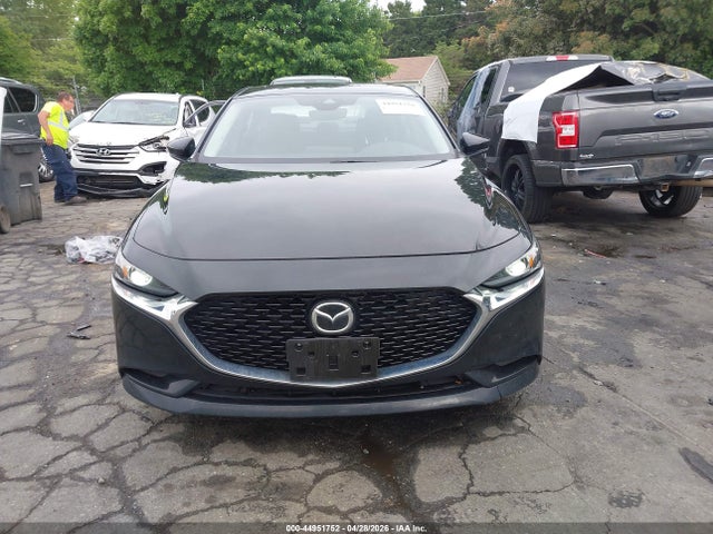 44951752 :رقم المزاد ، JM1BPACL8M1304919 vin ، 2021 Mazda Mazda3 Preferred مزاد بيع