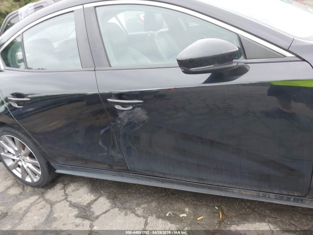 44951752 :رقم المزاد ، JM1BPACL8M1304919 vin ، 2021 Mazda Mazda3 Preferred مزاد بيع