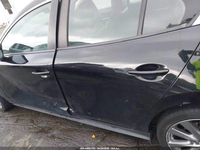 44951752 :رقم المزاد ، JM1BPACL8M1304919 vin ، 2021 Mazda Mazda3 Preferred مزاد بيع