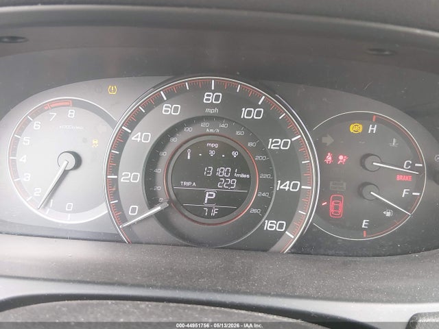 44951756 :رقم المزاد ، 1HGCT1B34FA010200 vin ، 2015 Honda Accord Lx-s مزاد بيع