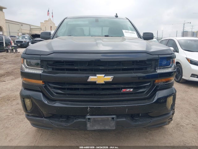 3GCUKREC5JG370375 Chevrolet Silverado 1500 2lt