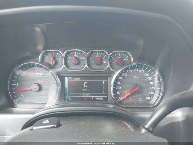 3GCUKREC5JG370375 Chevrolet Silverado 1500 2lt